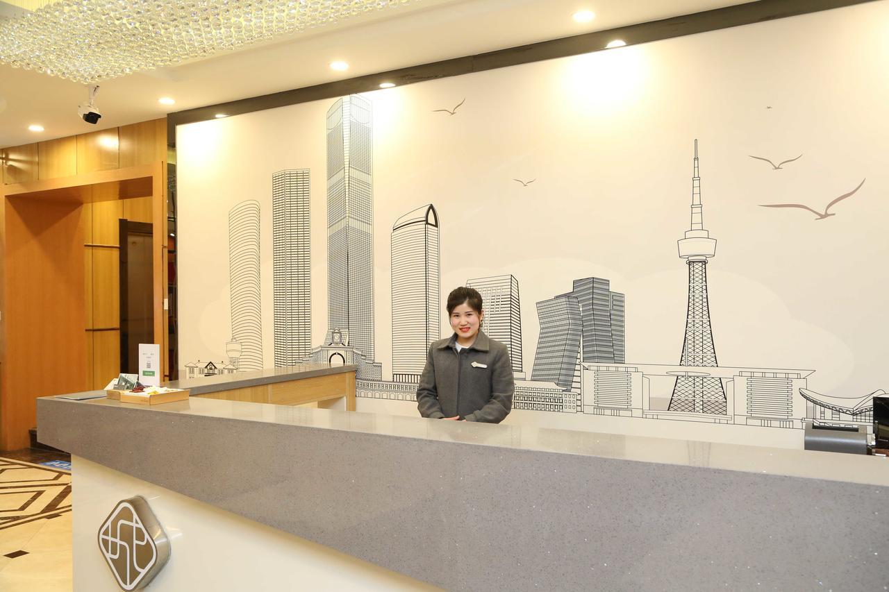 Chonpines Hotel ฉางชุน ภายนอก รูปภาพ