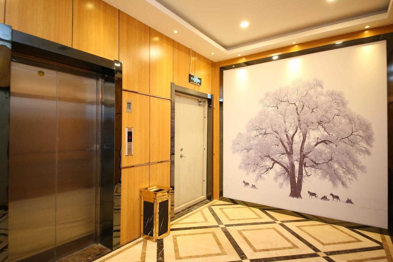 Chonpines Hotel ฉางชุน ภายนอก รูปภาพ