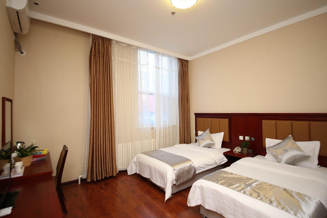 Chonpines Hotel ฉางชุน ภายนอก รูปภาพ