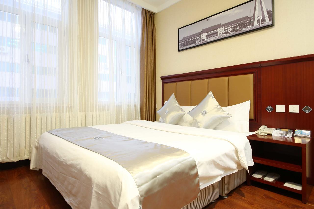 Chonpines Hotel ฉางชุน ภายนอก รูปภาพ