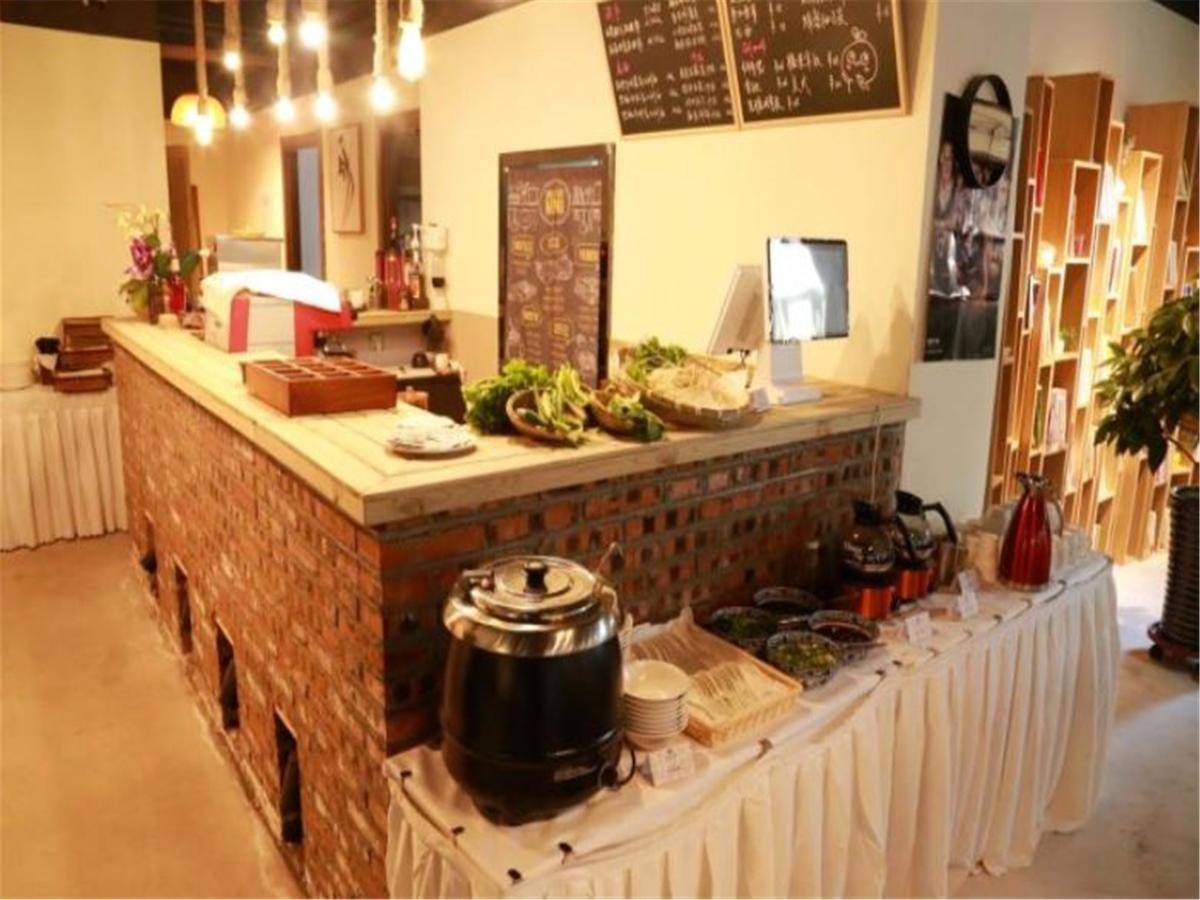 Chonpines Hotel ฉางชุน ภายนอก รูปภาพ